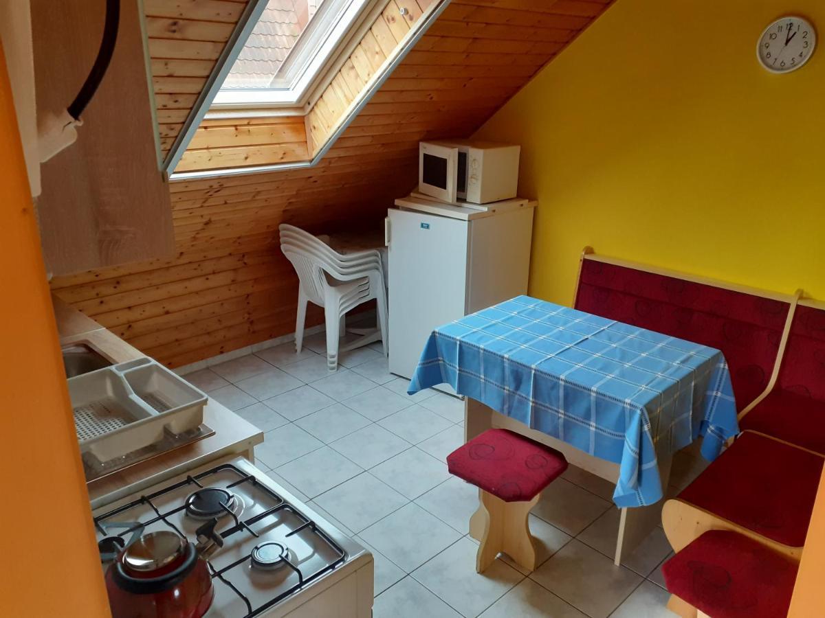 Patri Apartmanhaz Keszthely Εξωτερικό φωτογραφία