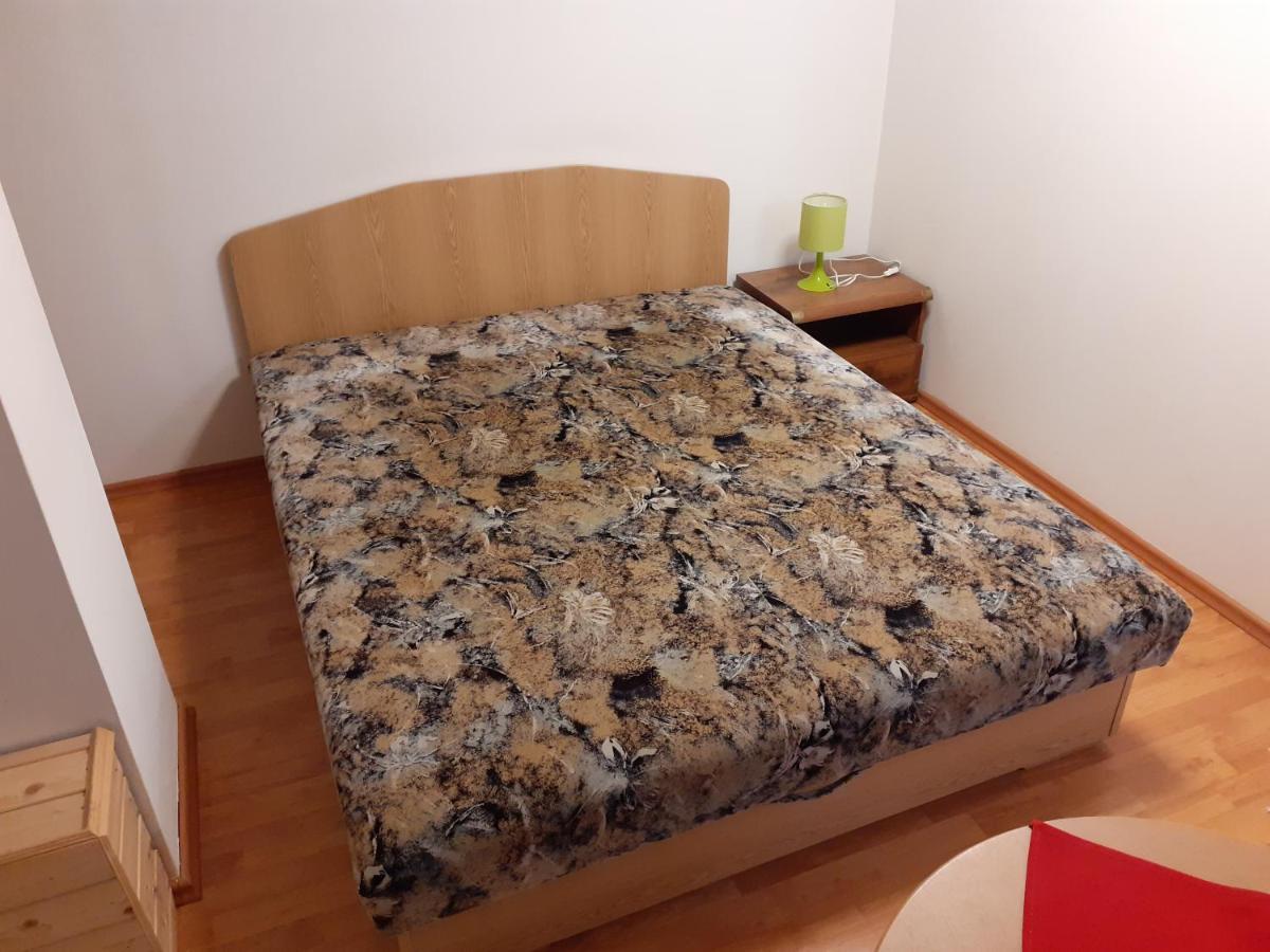 Patri Apartmanhaz Keszthely Εξωτερικό φωτογραφία