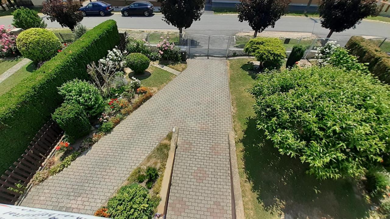Patri Apartmanhaz Keszthely Εξωτερικό φωτογραφία
