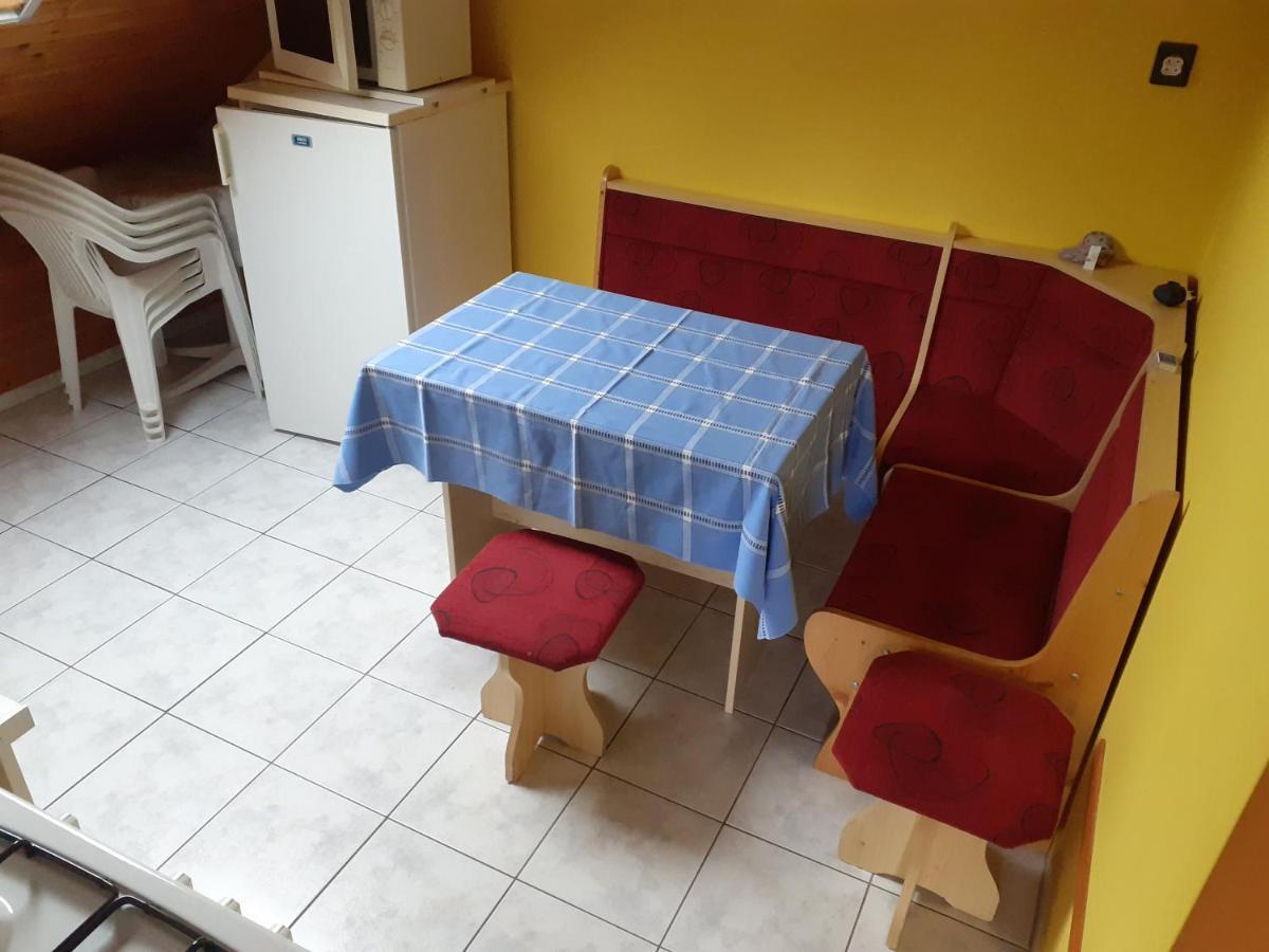 Patri Apartmanhaz Keszthely Εξωτερικό φωτογραφία
